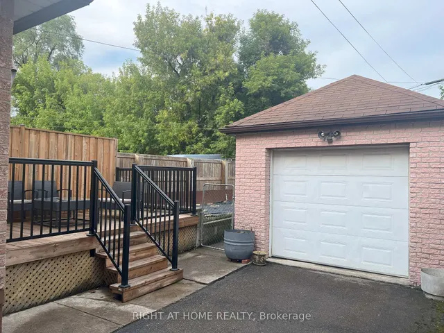 Additional image 17 of 195 Rosethorn Ave