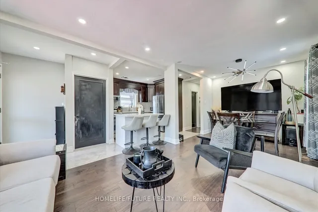 Additional image 9 of 26 North Bonnington Ave