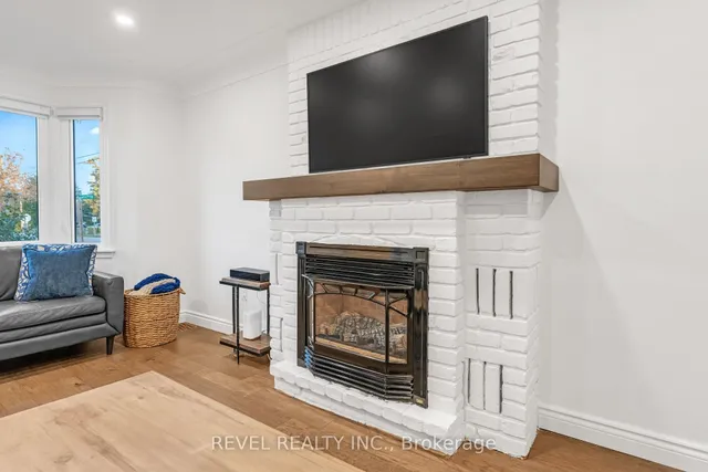 Additional image 20 of 680 Woodburn Rd