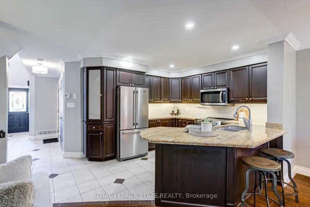 Additional image 6 of 143 Foxborough Dr