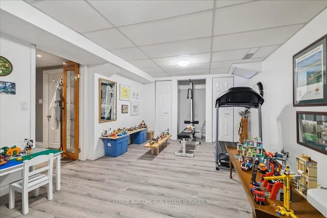 Additional image 40 of 2345 Montgomery Dr