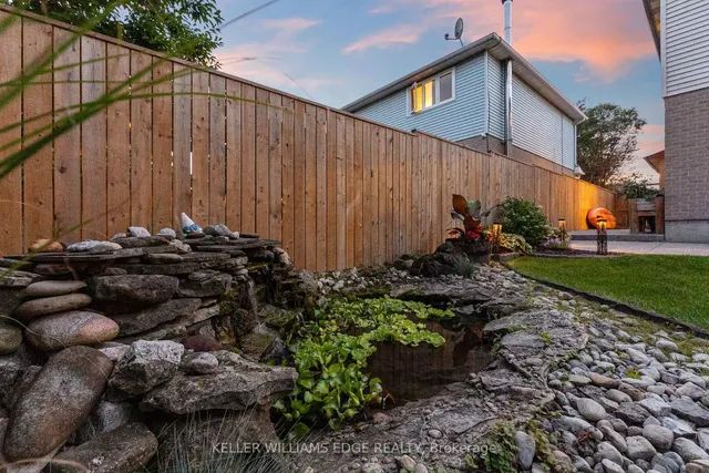 Additional image 14 of 16 Drakes Dr