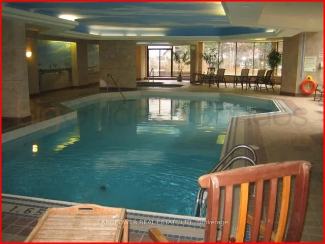 Additional image 15 of 633 Bay St Unit 1222