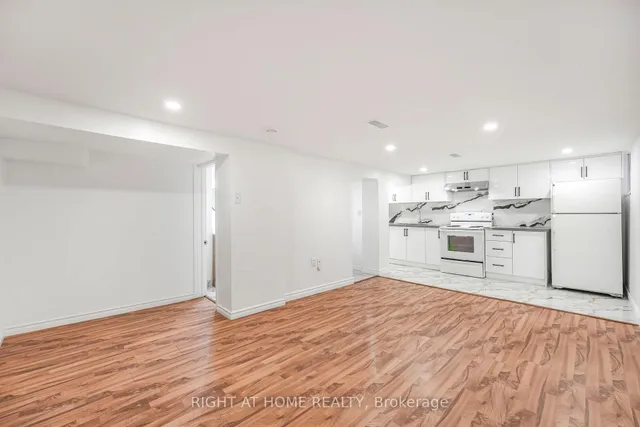 Additional image 16 of 36 Vanbrugh Ave