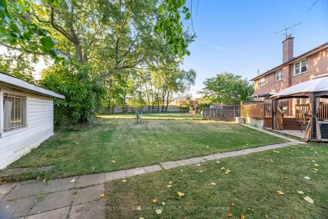 Additional image 45 of 2295 Barclay Rd