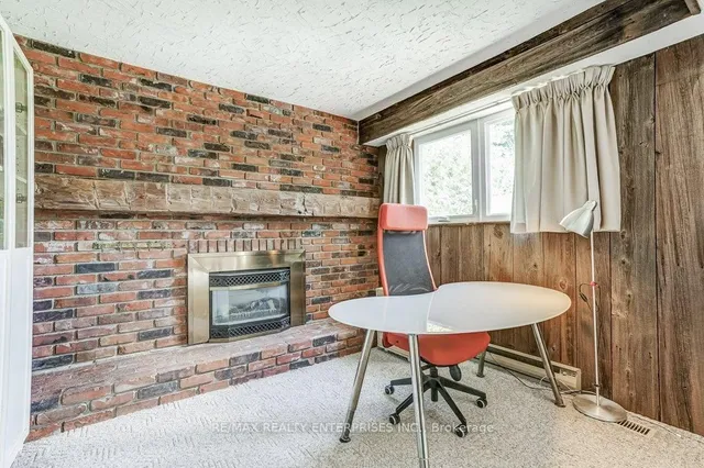 Additional image 25 of 1231 Kingsmead Cres