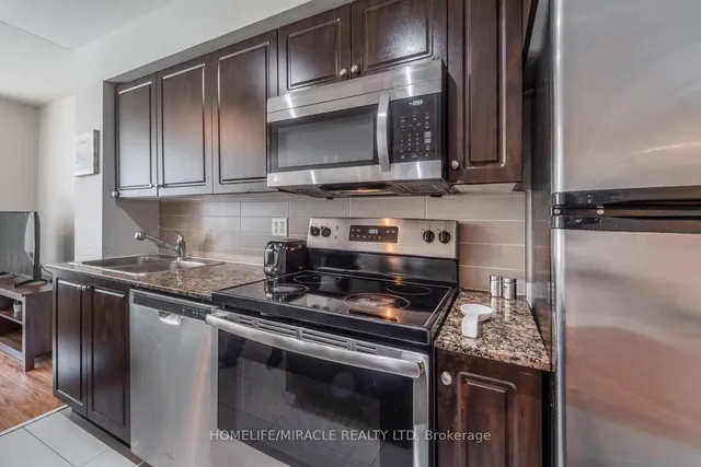 Additional image 6 of 215 Fort York Blvd Unit 502