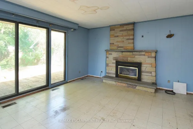 Additional image 16 of 394 Upper Ottawa St