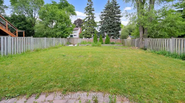 Additional image 29 of 17 Calvin Ave