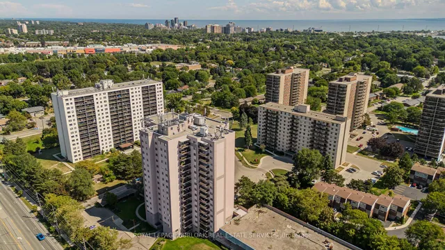 Additional image 5 of 975 Warwick Crt Unit 1510