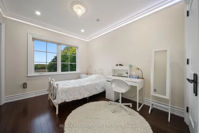 Additional image 37 of 2637 Bluffs Way