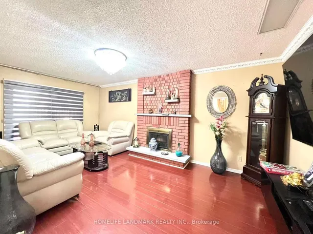 Additional image 8 of 327 Goldhawk Tr