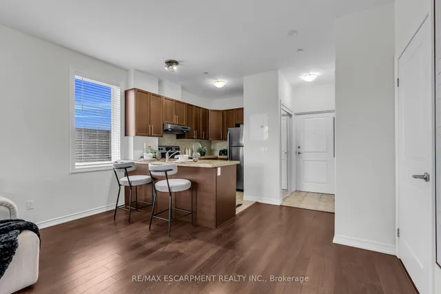 Additional image 25 of 95 WILSON St Unit 314