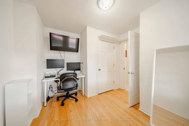 Additional image 15 of 2790 Eglinton Ave Unit 1