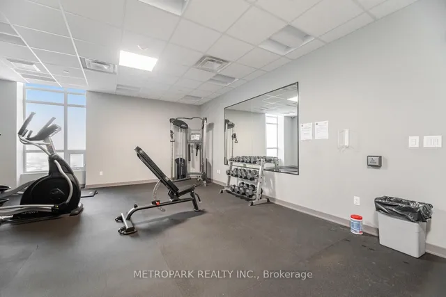 Additional image 28 of 85 Robinson St Unit 102