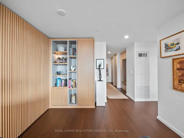 Additional image 8 of 21 Lawren Harris Sq Unit 904