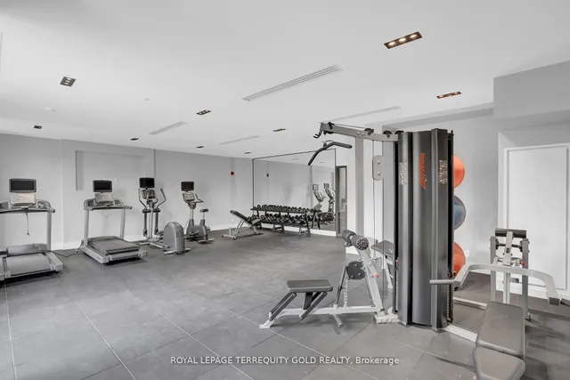 Additional image 18 of 1440 Clarriage Crt Unit 518