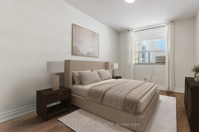 Additional image 11 of 30 Gloucester St Unit 2109