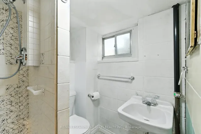 Additional image 30 of 165 Burris St