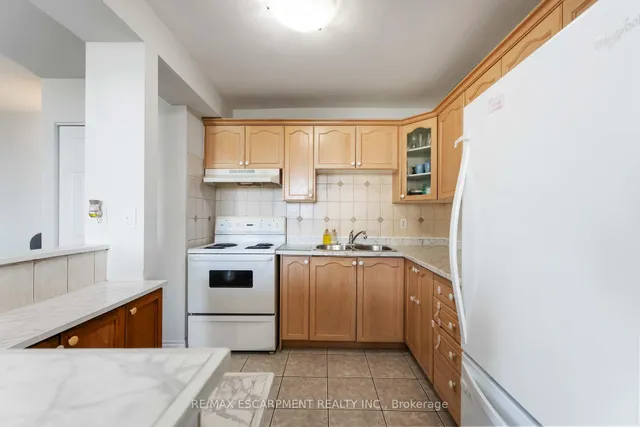 Additional image 14 of 75 Glenburn Crt Unit 1004