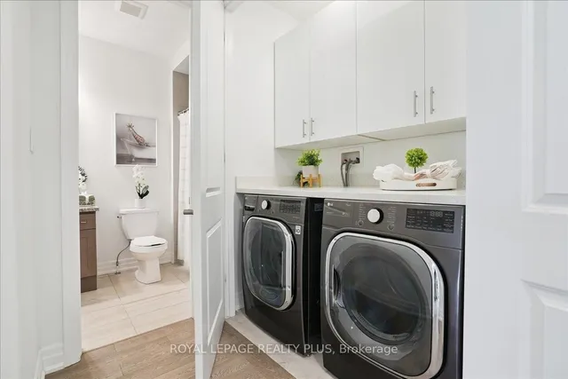 Additional image 39 of 1416 Lakeport Cres