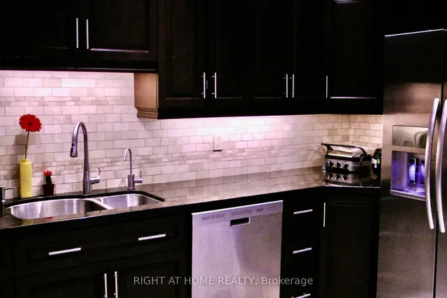 Additional image 8 of 32 Heathcliffe Sq