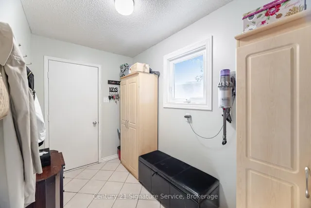 Additional image 16 of 5955 Ladyburn Cres