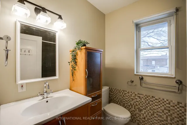 Additional image 34 of 109 Monarch Park Ave