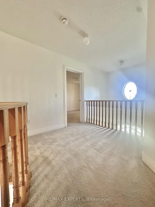 Additional image 19 of 2 Louvre Circ