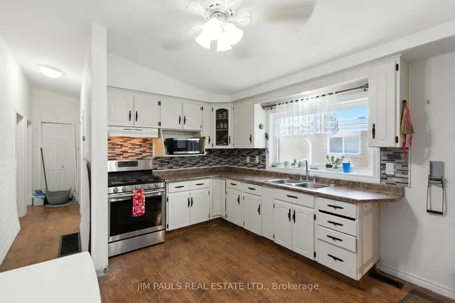 Additional image 6 of 67 Deschene Ave