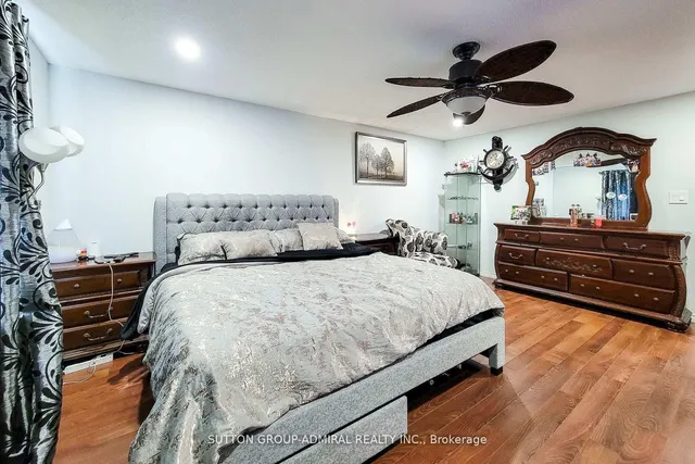 Additional image 18 of 2 Royalwood Crt Unit 52