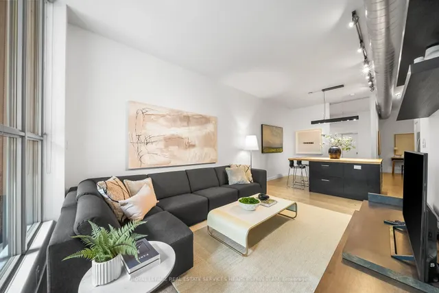 Additional image 9 of 510 King St Unit 212