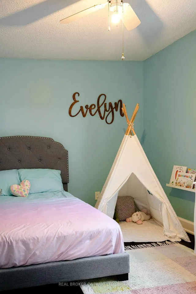 Additional image 21 of 393 Hansen RD North Rd