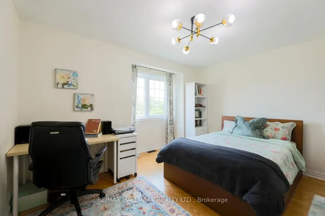 Additional image 12 of 3757 B St Clair Ave