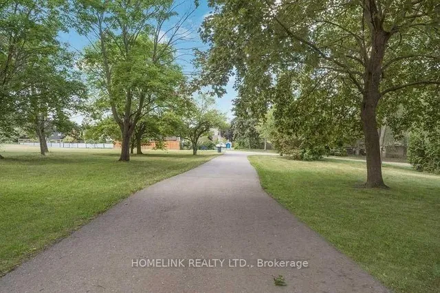 Additional image 23 of 25 Hercules Crt