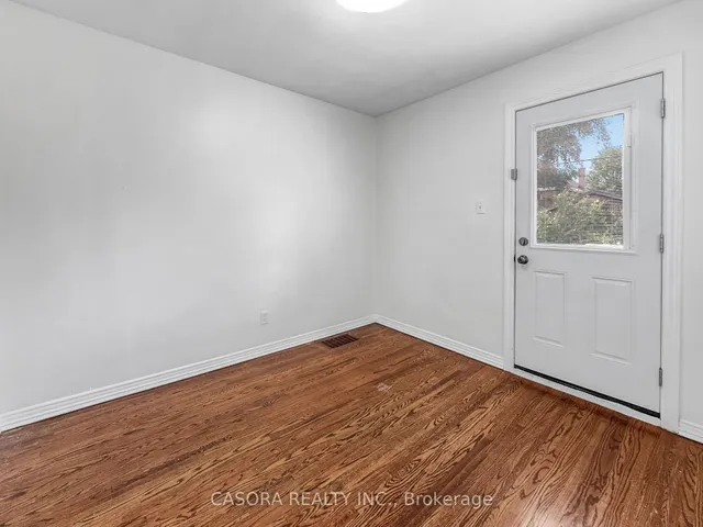 Additional image 26 of 300 East 32nd St