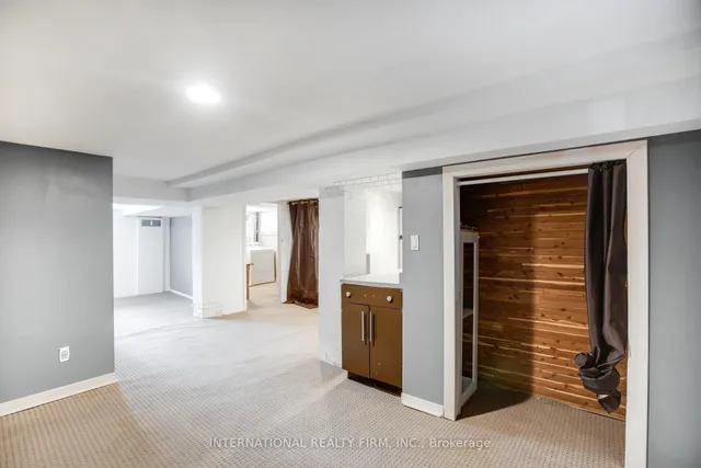 Additional image 42 of 109 Monarch Park Ave