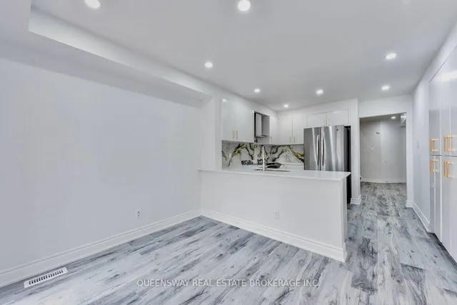 Additional image 13 of 12 Dandelion Rd