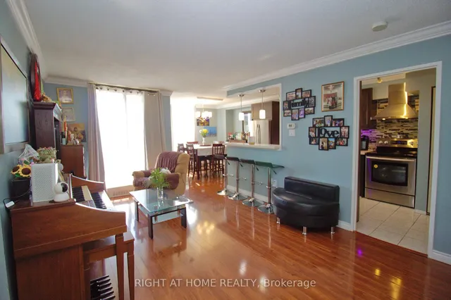 Additional image 18 of 90 Ling Rd Unit 904