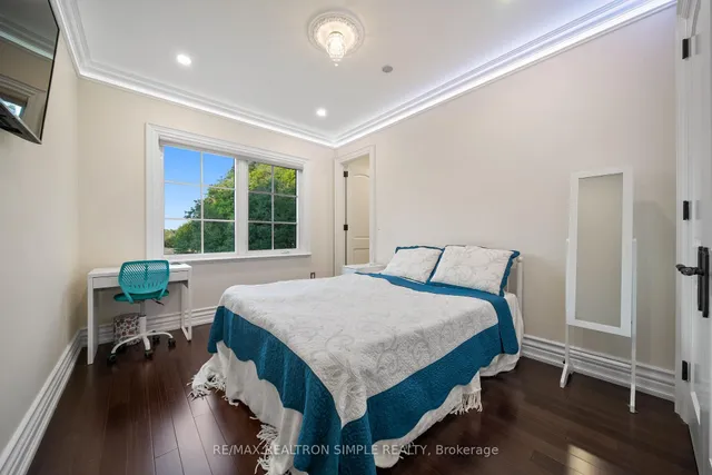 Additional image 40 of 2637 Bluffs Way