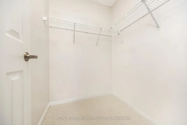 Additional image 26 of 879 Willingdon Cres