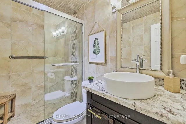 Additional image 22 of 36 James St Unit 803