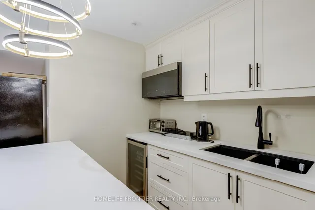 Additional image 46 of 422 Hinton Terr