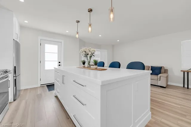 Additional image 9 of 515 Upper James St