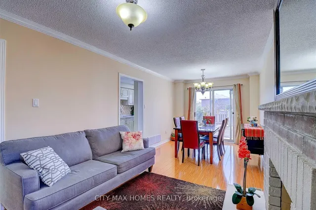 Additional image 4 of 4 Cranberry Cres