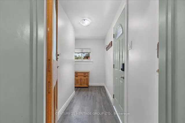 Additional image 35 of 40 Emerald St