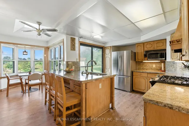 Additional image 18 of 5 Mazza Ave