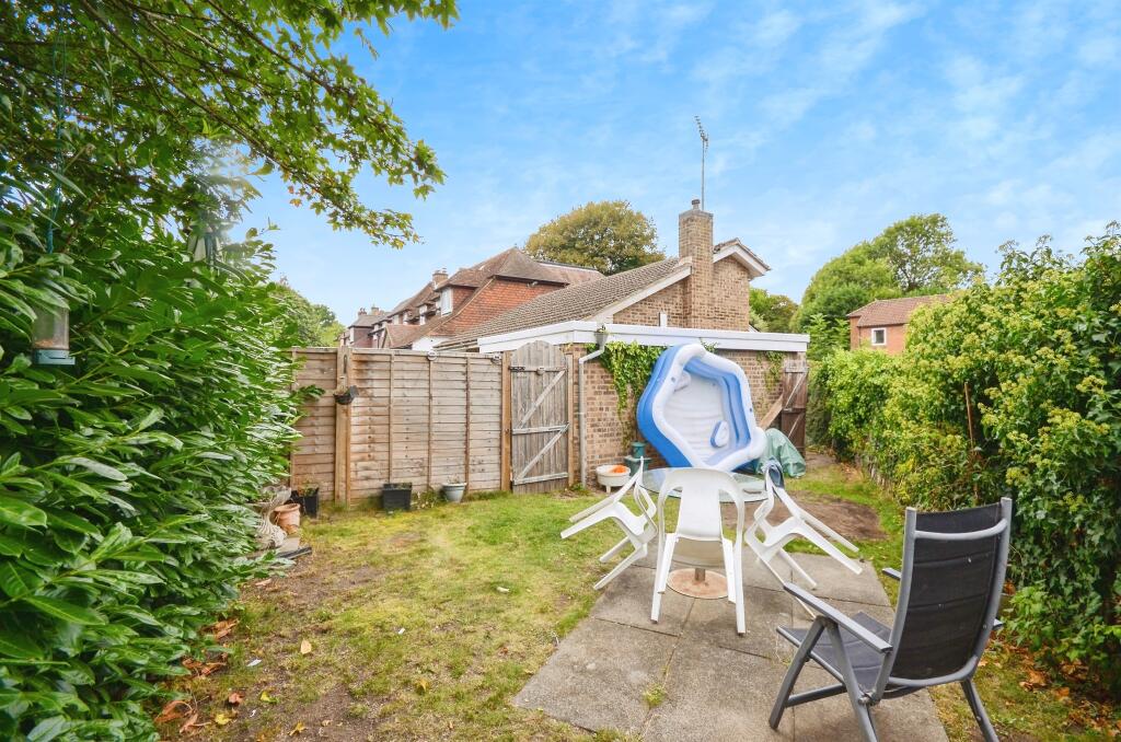 Additional image 13 of Roundwood Lane, HARPENDEN