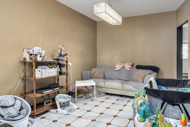 Additional image 24 of 227 Shaw St