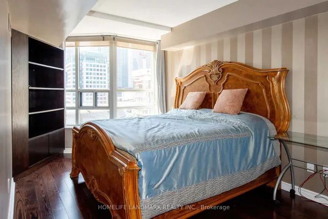 Additional image 14 of 71 Simcoe St Unit 1002